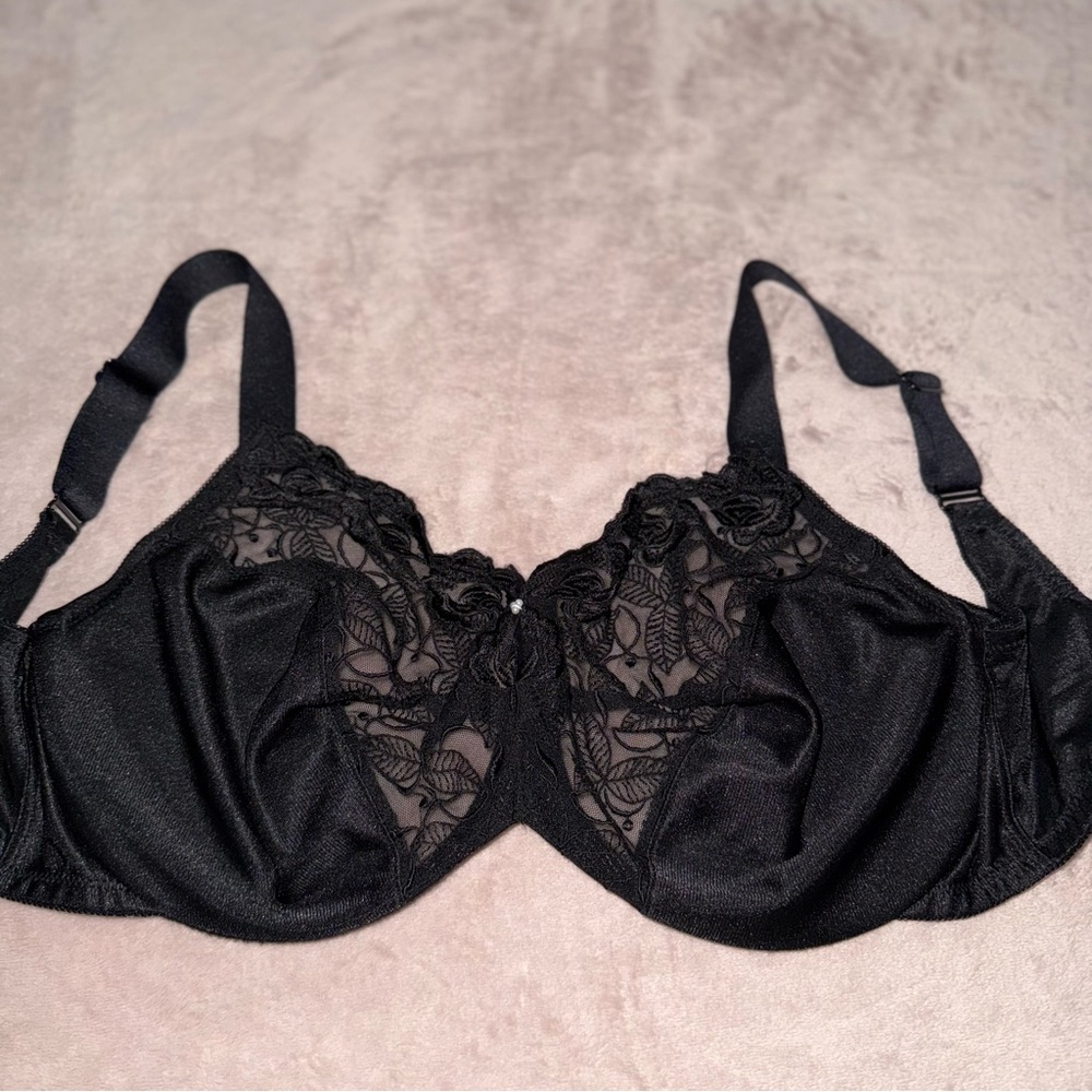 Wacoal lace bra 34DDD